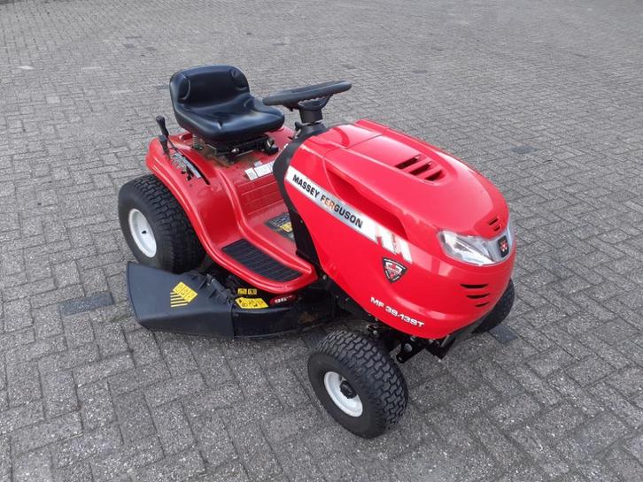 Massey Ferguson 38-13 ST zitmaaier, 13 pk B&S, Inruiler, Tuin en Terras, Zitmaaiers, Gebruikt, Ophalen