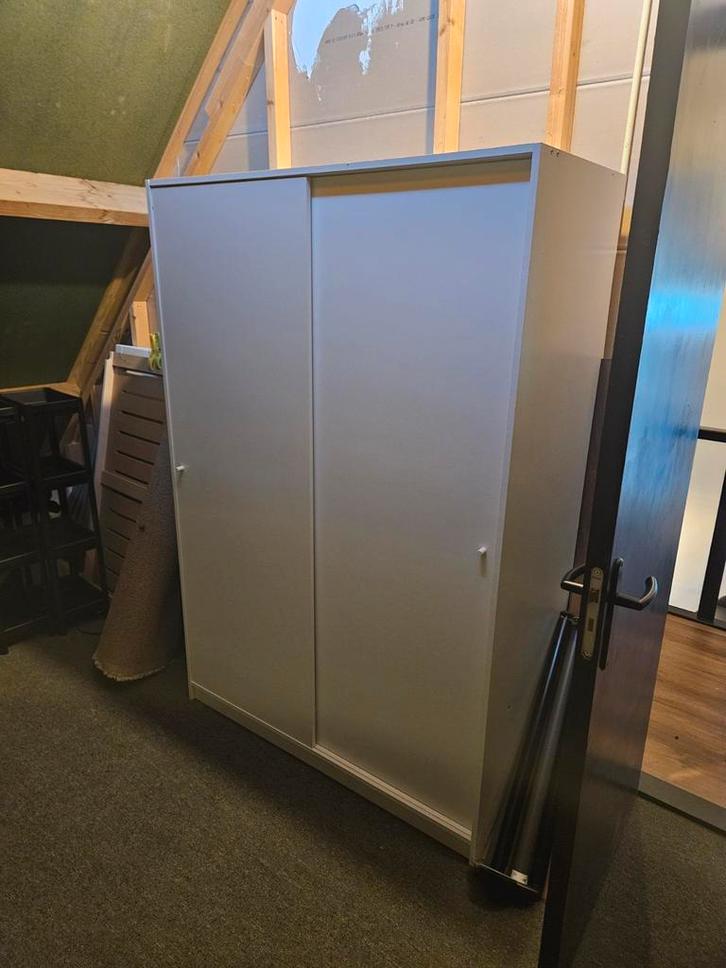 Ikea Kleppstad kledingkast met schuifdeuren, Huis en Inrichting, Kasten | Kledingkasten, Zo goed als nieuw, 150 tot 200 cm, 100 tot 150 cm