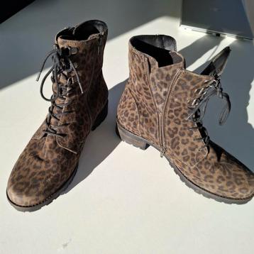 Stoere halfhoge veterboots - MT 41 - merk Heliform beschikbaar voor biedingen