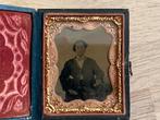 Antieke Ambrotype Foto Man in Case Lijst 19e Eeuw Fotografie, Ophalen of Verzenden