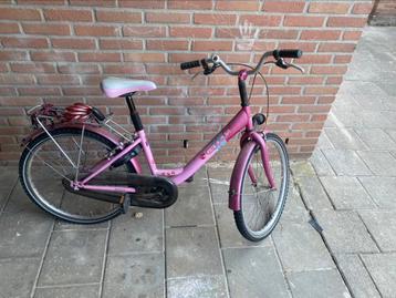 Leuke kinderfiets in goede staat beschikbaar voor biedingen
