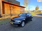 BMW 1-serie 118i, trekhaak, cruise control, youngtimer, clim, 1-Serie, Zwart, Zwart, Origineel Nederlands