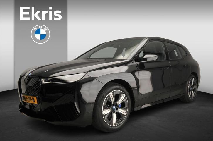 BMW iX xDrive50 | Sportpakket | Laserlicht | Leder | HUD | A, Auto's, BMW, Bedrijf, Te koop, iX, 4x4, Airconditioning, Climate control