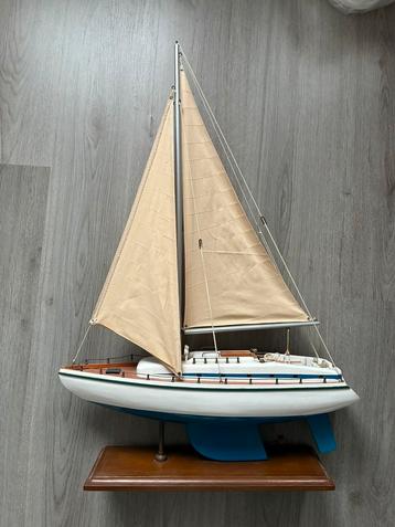 Model zeiljacht beschikbaar voor biedingen
