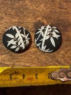 Zeldzame vintage Japanse porseleinen oorclips, Ophalen of Verzenden, Zo goed als nieuw, Overige kleuren, Overige materialen