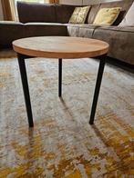Bijzettafel, eiken blad, zwart- stalen onderstel, Huis en Inrichting, Tafels | Bijzettafels, Ophalen, Minder dan 45 cm, Minder dan 55 cm