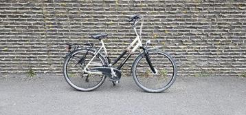 Sparta damesfiets met 24 versnellingen en V-Brake-remmen. beschikbaar voor biedingen