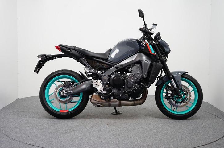 Yamaha MT-09 ABS (bj 2024), Motoren, Motoren | Yamaha, Bedrijf, Naked bike, meer dan 35 kW, ABS, Quickshifter, Traction Control