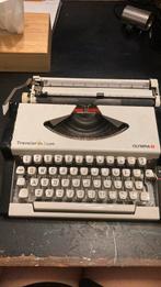 Olympia traveller de Luxe typemachine, Diversen, Typemachines, Ophalen, Gebruikt