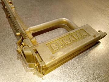 BUKAMA nietmachine. beschikbaar voor biedingen