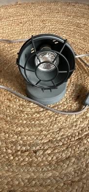 Grijs Lampje - Sfeervolle Verlichting beschikbaar voor biedingen