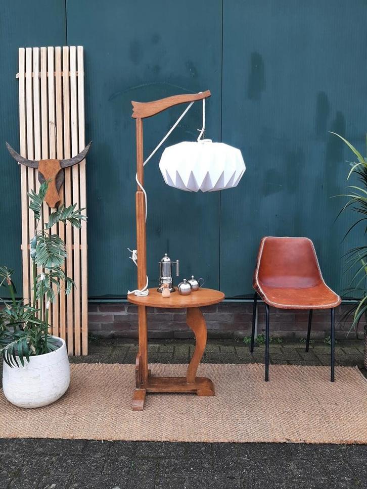 Lectuurtafeltje met lampenkap bijzettafeltje staande lamp, Huis en Inrichting, Tafels | Bijzettafels, Gebruikt, Ovaal, 60 cm of meer