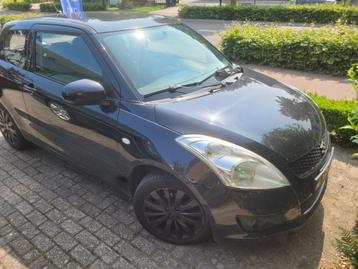Suzuki Swift 1.2 3-D 2011 Zwart beschikbaar voor biedingen