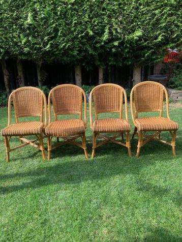 tuin / terras stoelen beschikbaar voor biedingen