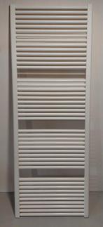 Badkamer radiator, Doe-het-zelf en Verbouw, Verwarming en Radiatoren, Ophalen, 30 tot 80 cm, Gebruikt, Radiator