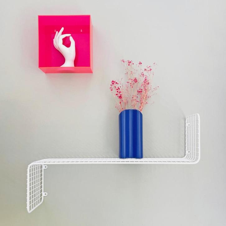 retro vintage WANDREK wit draadstaal raster PostModern Deens, Huis en Inrichting, Woonaccessoires | Wandplanken en Boekenplanken