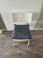 IKEA stoelen 2 stuks met kussentje!, Huis en Inrichting, Stoelen, Ophalen, Gebruikt, Wit, Vier