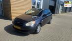 Hyundai Accent 1.4i Active, Voorwielaandrijving, Gebruikt, 4 cilinders, 1055 kg