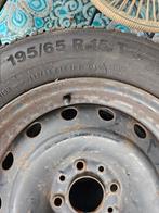 Winterbanden met velgen 195/65 R15 - Peugeot 2008, Auto-onderdelen, Ophalen of Verzenden