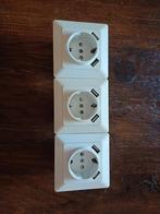 Wandcontactdozen met usb, Ophalen of Verzenden, Zo goed als nieuw