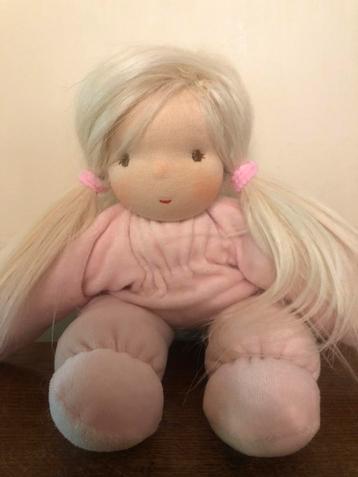 Zonnekind pop waldorf doll beschikbaar voor biedingen