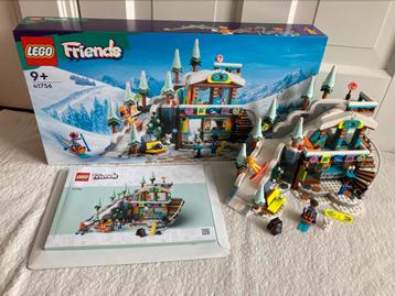 IN NIEUWSTAAT Lego Friends 41756 Holiday Ski Slope and Café beschikbaar voor biedingen