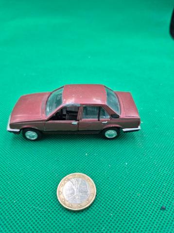719 opel ascona 1/43 gama beschikbaar voor biedingen