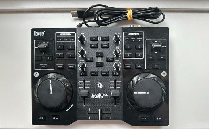 HERCULES DJ Control Instinct, Muziek en Instrumenten, Dj-sets en Draaitafels, Zo goed als nieuw, Overige merken, Ophalen of Verzenden