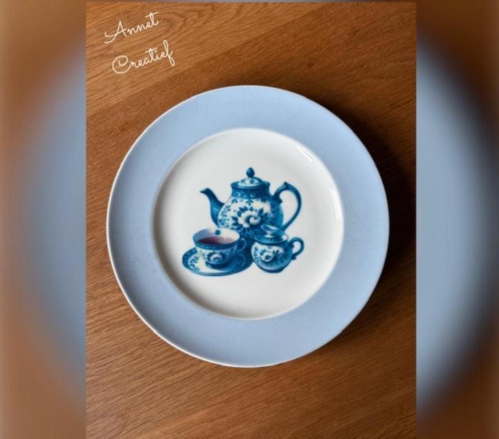 Decoratie bordje. Blauw. Serviesje, Huis en Inrichting, Keuken | Servies, Nieuw, Bord(en), Overige stijlen, Ophalen of Verzenden