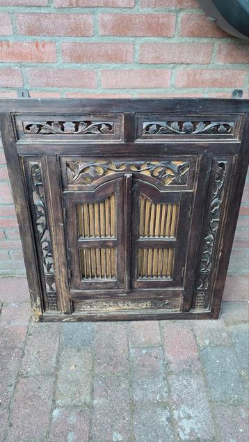 Houten Spiegel Frame met Luiken beschikbaar voor biedingen