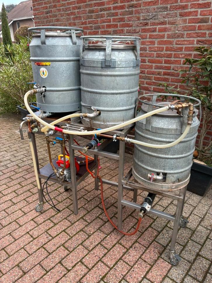 Bier brouw installatie, Verzamelen, Biermerken, Gebruikt, Flesje(s), Overige merken, Ophalen