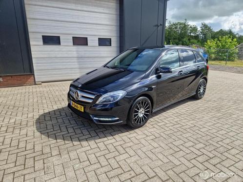 Mercedes B-klasse 180, Auto's, Mercedes-Benz, Bedrijf, Te koop, B-Klasse, ABS, Airbags, Airconditioning, Alarm, Bluetooth, Boordcomputer