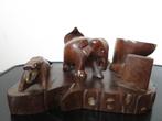 mooi uit zwaar hard hout gesneden olifant/slang/krokodil, Antiek en Kunst, Ophalen of Verzenden