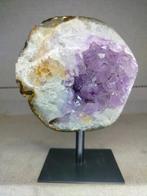Amethist op standaard - OS13, Verzamelen, Mineralen en Fossielen, Ophalen of Verzenden, Mineraal