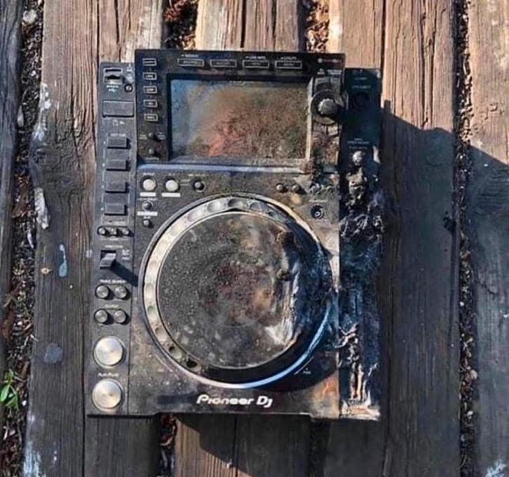 Gezocht: Defecte Pioneer DJ Gear CDJ DJM XDJ 2000 RX 900 2 3, Muziek en Instrumenten, Dj-sets en Draaitafels, Zo goed als nieuw