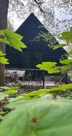 B&B in Barneveld An’t Bos bed and breakfast, Eigenaar, Internet, In bos, Dorp