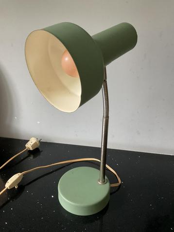 Retro vintage(bureau) lamp beschikbaar voor biedingen