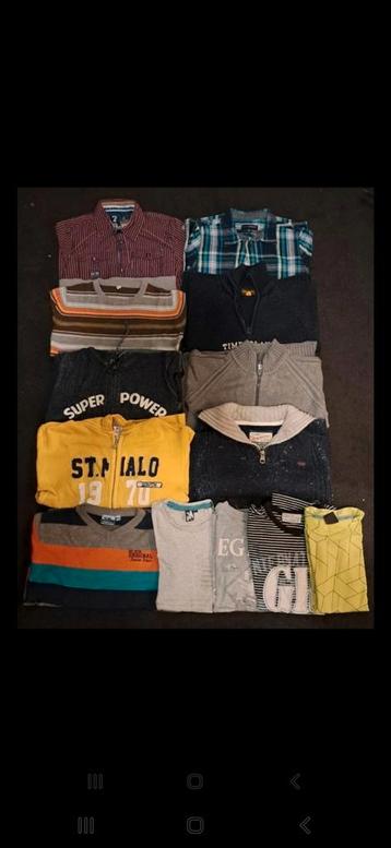 13 stuks: shirt, blousen en truien beschikbaar voor biedingen