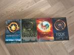Divergent Serie - Veronica Roth - 4 Boeken, Ophalen, Zo goed als nieuw, Nederland