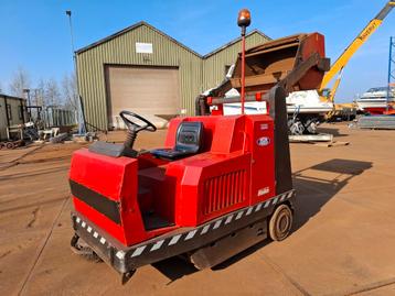 Hako Jonas 1450 D. Diesel! Veegwagen zuigwagen  beschikbaar voor biedingen