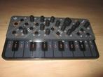 Modal Skulpt - Virtuele analoge 4-Voice Synthesizer, Ophalen of Verzenden, Gebruikt