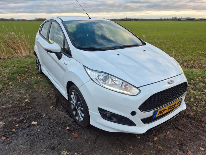 Ford Fiësta 1.0 Ecoboost 100pk 5dr 2017 Wit, Auto's, Ford, Particulier, Fiësta, ABS, Airbags, Airconditioning, Bluetooth, Boordcomputer