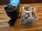 Nespresso koffiemachine met capsules, Witgoed en Apparatuur, Koffiezetapparaten, Ophalen, Gebruikt, Espresso apparaat, Koffiepads en cups