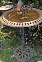 prachtig doorleefd gietijzeren vogelbad op statief(brocante), Ophalen, Gebruikt