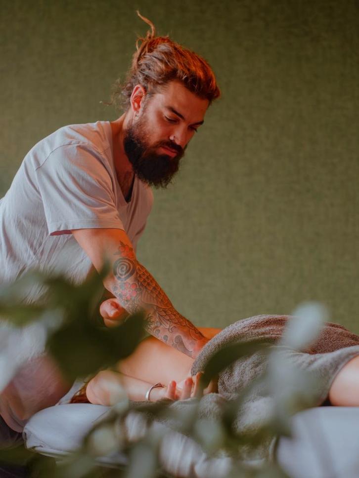 Myofascia deeptissue massage regio Leiden/Amsterdam/DenHaag, Diensten en Vakmensen, Welzijn | Masseurs en Massagesalons, Ontspanningsmassage