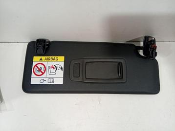 Zonneklep rechts BMW 1 serie beschikbaar voor biedingen