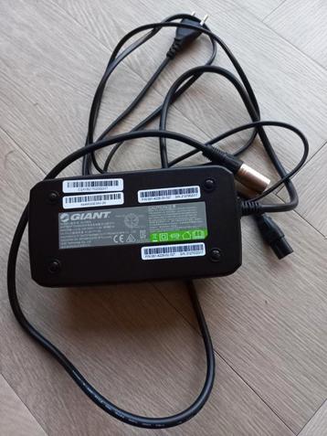 Giant Accu Oplader GLI180A - Elektrische Fiets beschikbaar voor biedingen