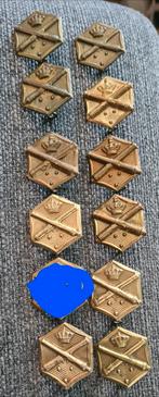 Artillerie schouderemblemen., Verzamelen, Embleem of Badge, Nederland, Ophalen of Verzenden, Landmacht