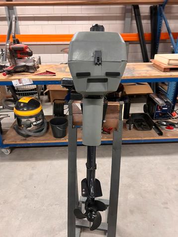 Evinrude 3pk 2takt buitenboordmotor beschikbaar voor biedingen