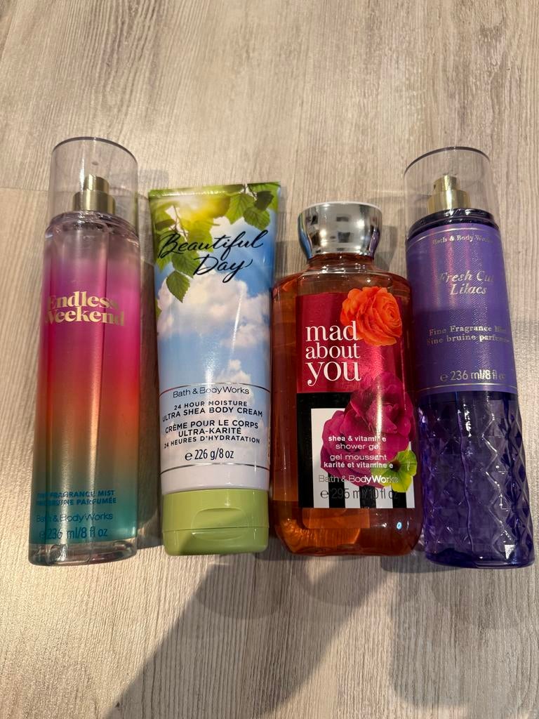 Bath & Body Works Set - Body Mist, Lotion, Douchegel, Ophalen of Verzenden, Nieuw, Bad & Douche